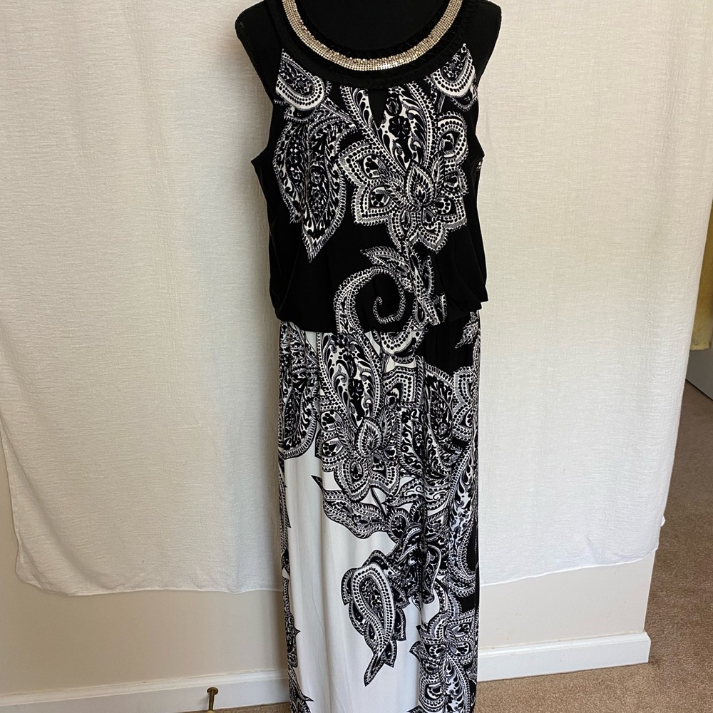 NWT Maxi dress